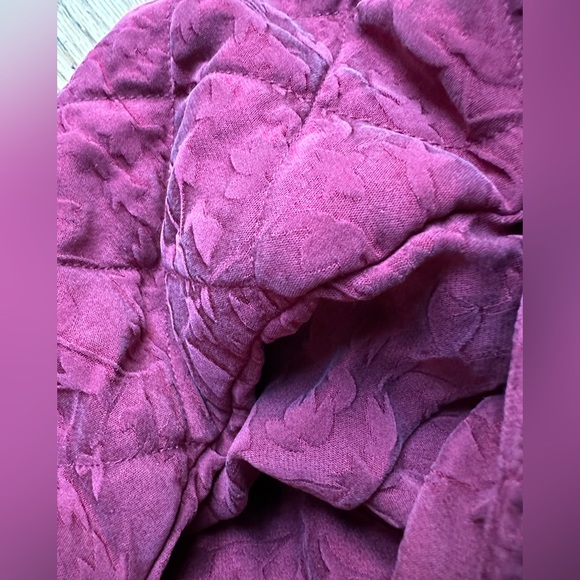 Eileen Fisher silk quilted jacket with pockets medium maroon - Picture 6 of 8